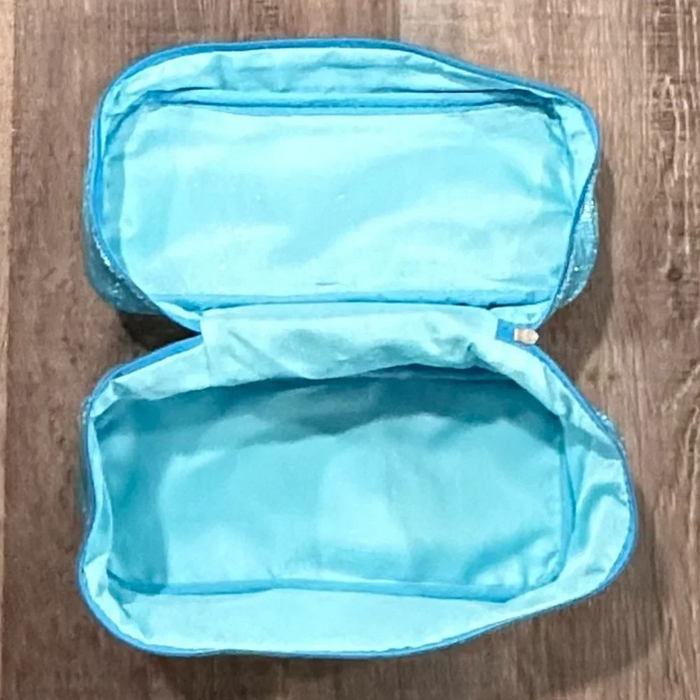 💞 New Blue Glitter Makeup Bag